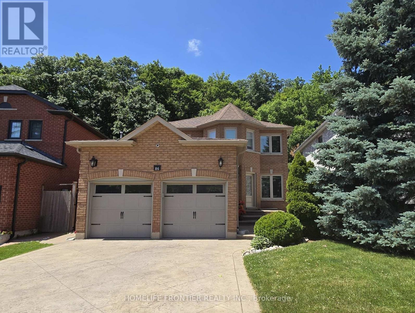 86 Larratt Ln, Richmond Hill, ON L4C 0E2