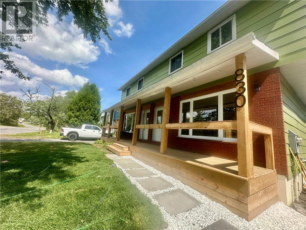 830 Cambrian Hts, Sudbury, ON P3C 5L8