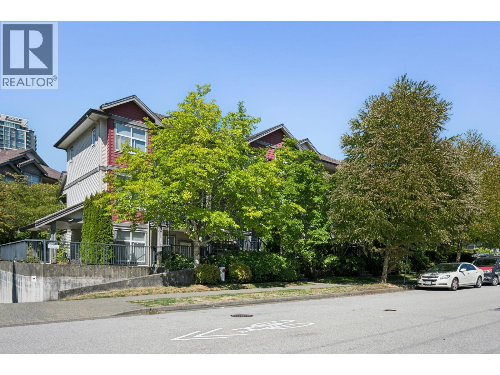 7333 16th Avenue Unit 122, Burnaby, BC V3N 0A8