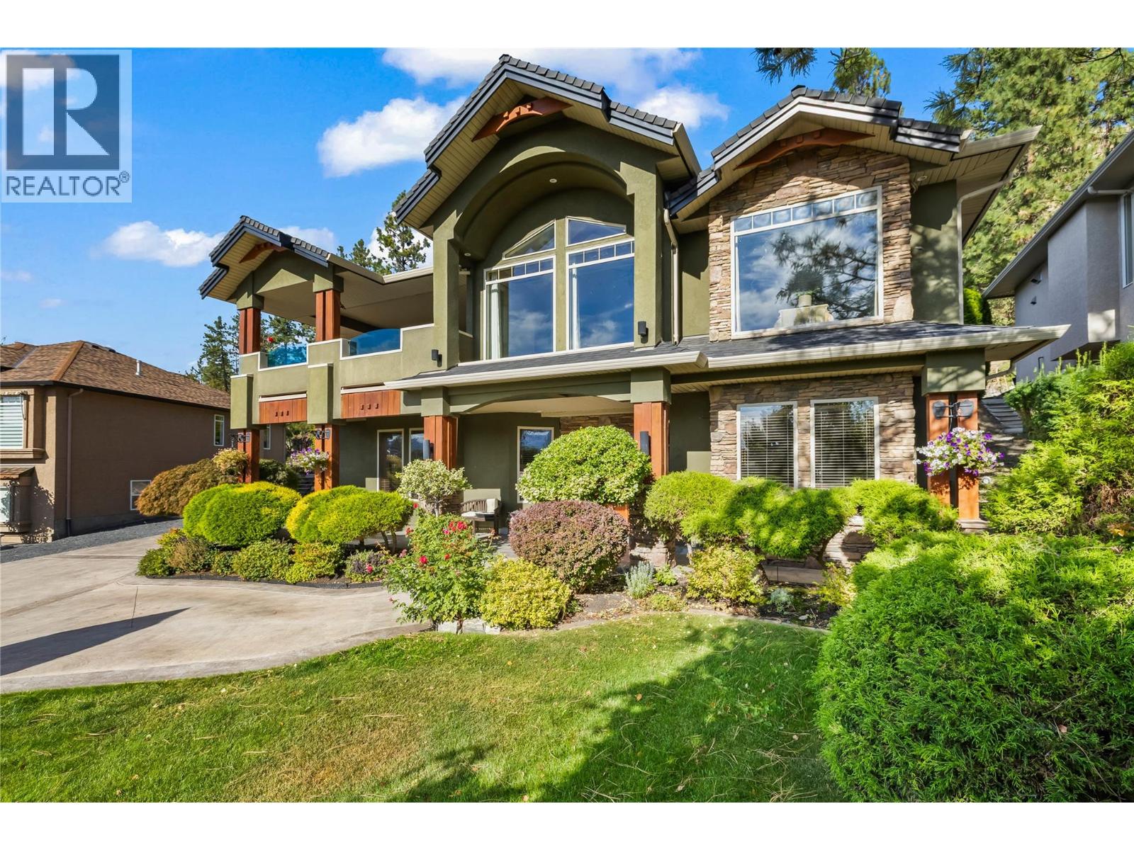 1778 Vineyard Dr, West Kelowna, BC V4T 2W7