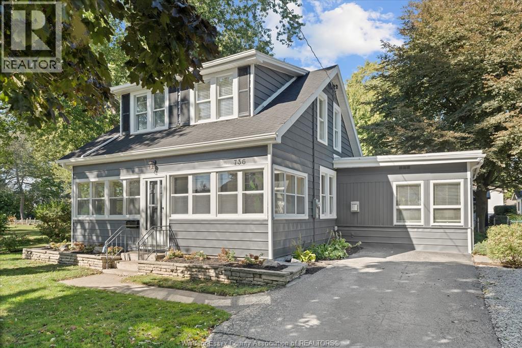 736 Lake Erie Dr, Kingsville, ON N9Y 2P9