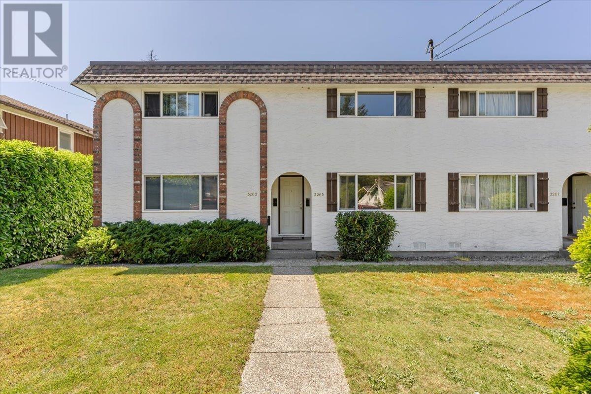 3263 Vincent St, Port Coquitlam, BC V3B 3T3