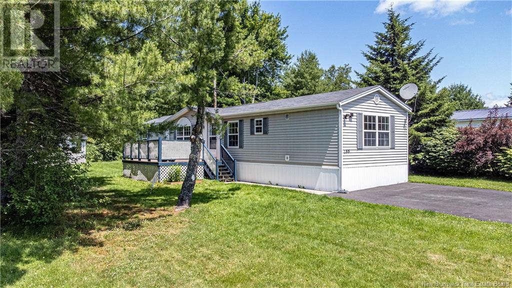 188 Hedgeview Dr, Fredericton, NB E3B 6S4