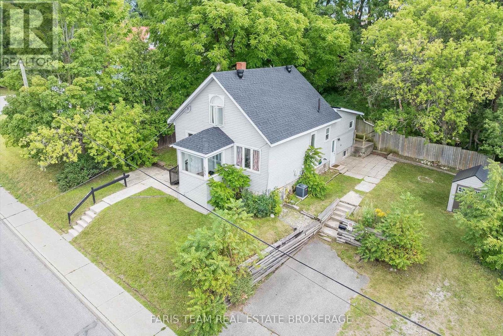 405 Bay St, Midland, ON L4R 1K7