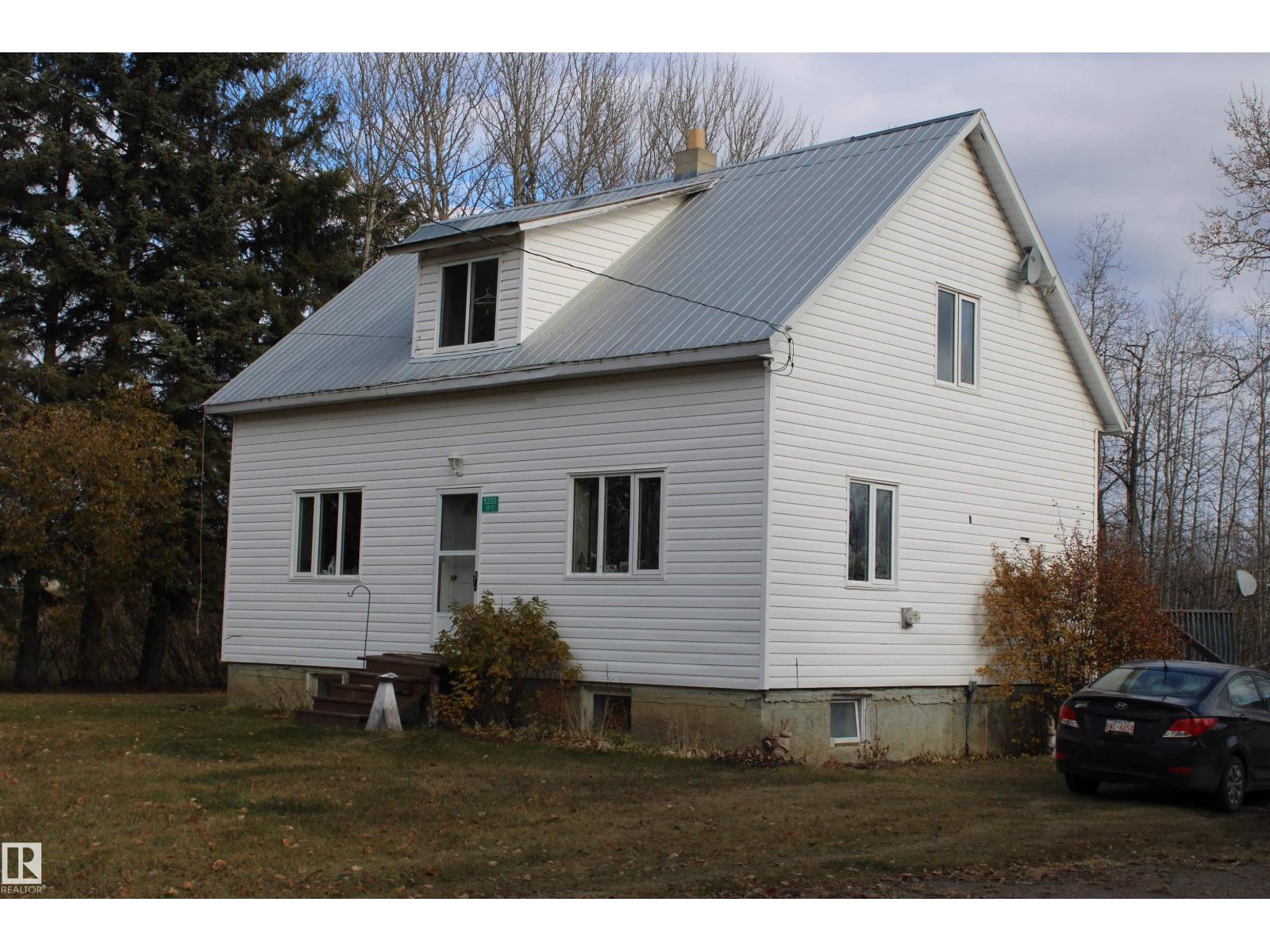 50 St Unit 5203, Rural Thorhild County, AB T0A 3J0