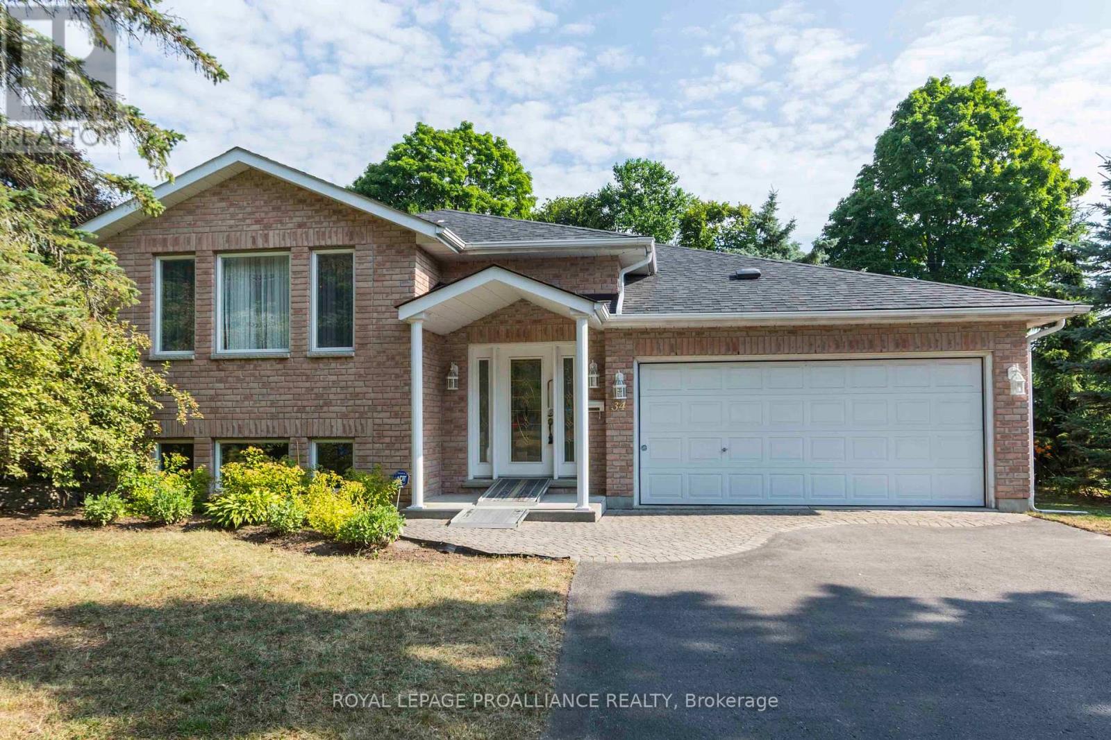34 Edgeview Dr, Quinte West Trenton Ward, ON K8V 3G4