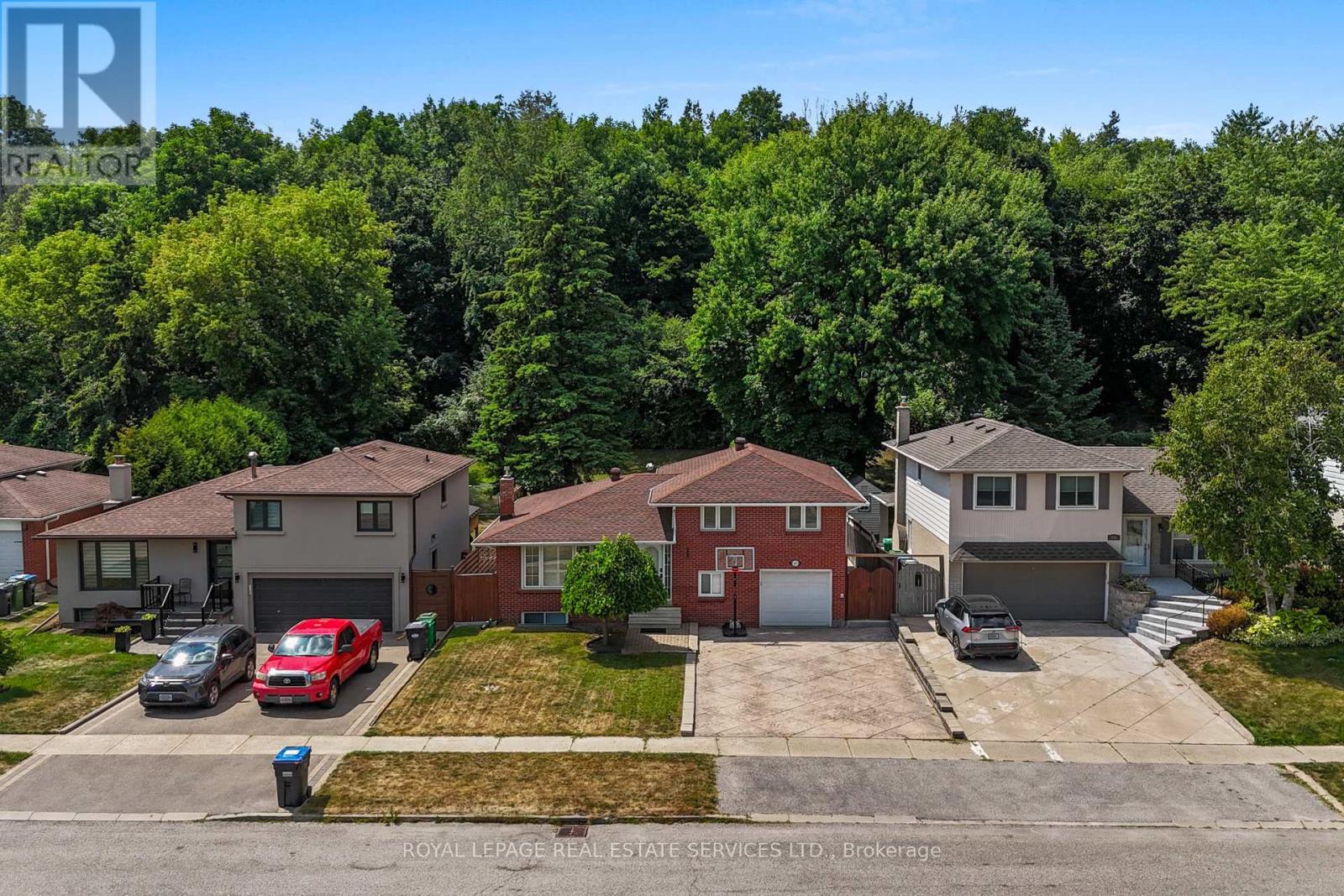 163 Connaught Cres, Caledon, ON L7E 2S8