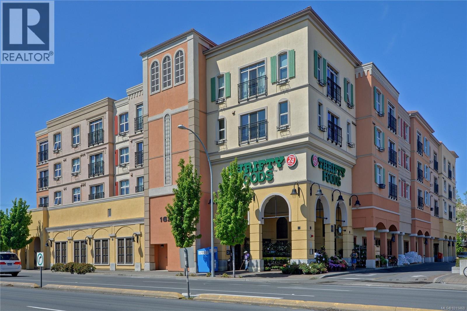 1620 Mckenzie Ave Unit 405 Ave, Saanich, BC V8N 0A2