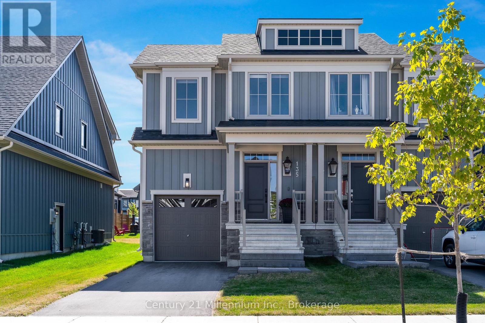 135 Courtland St, Blue Mountains, ON L9Y 0R4