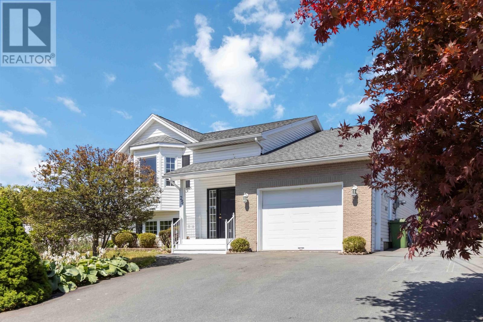 25 Argus Dr, Dartmouth, NS B3A 4Y1