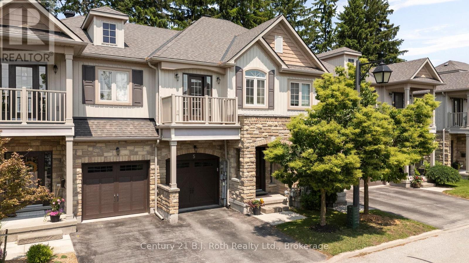 5 188 Coldwater Rd, Orillia, ON L3V 3L9