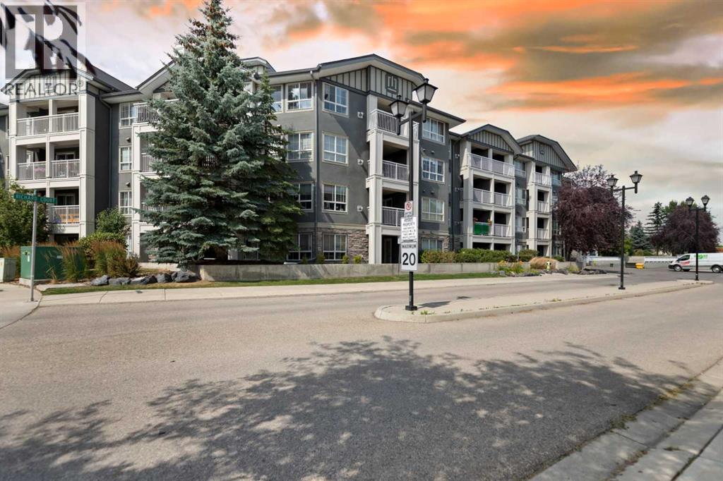 35 Richard Court Sw Unit 202, Calgary, AB T3E 7N9