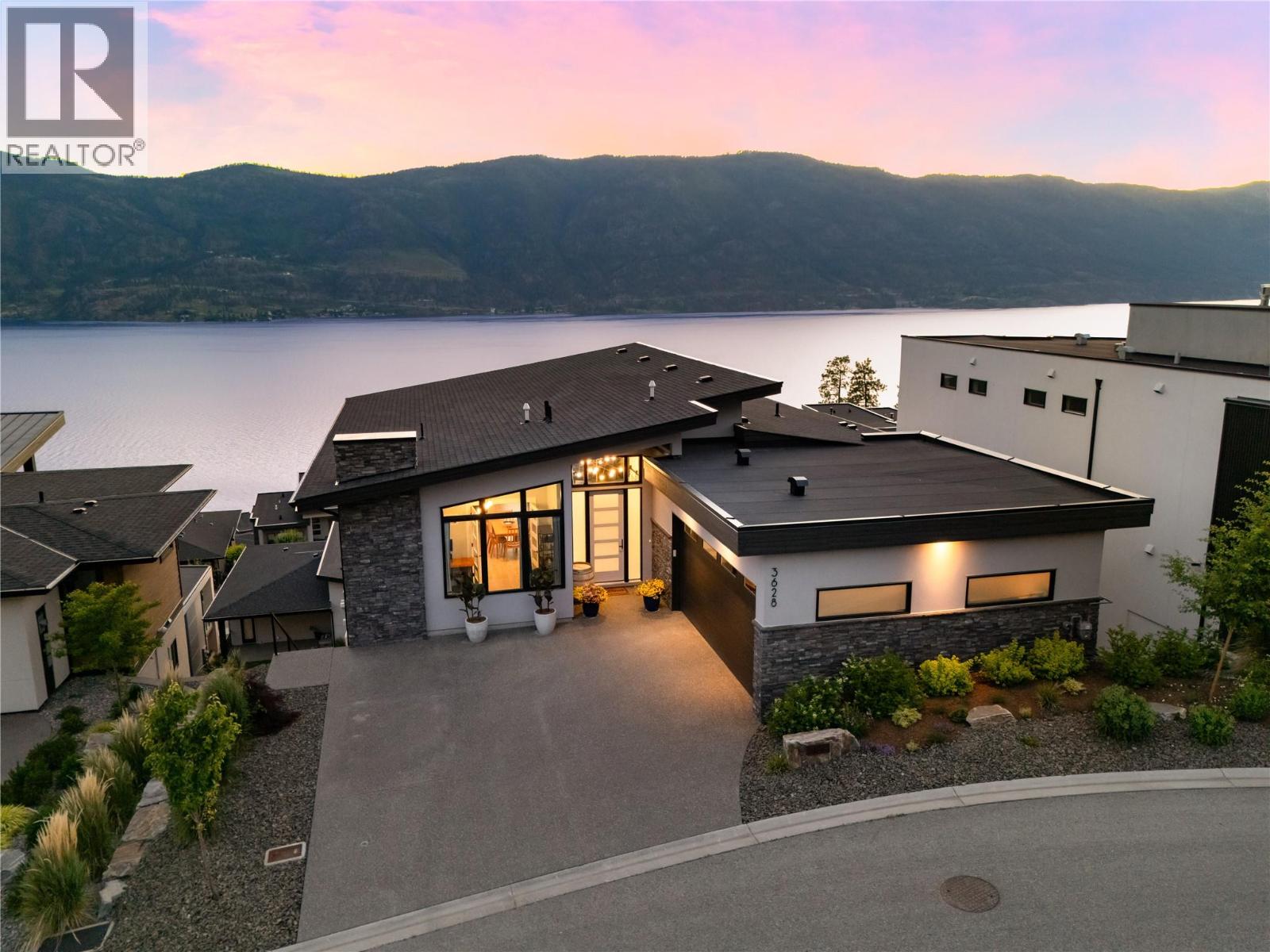 3628 Sagehill Ct, Kelowna, BC V1V 3G2