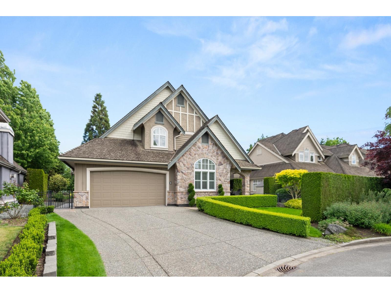 3300 157a Street Unit 1, Surrey, BC V3Z 2P2