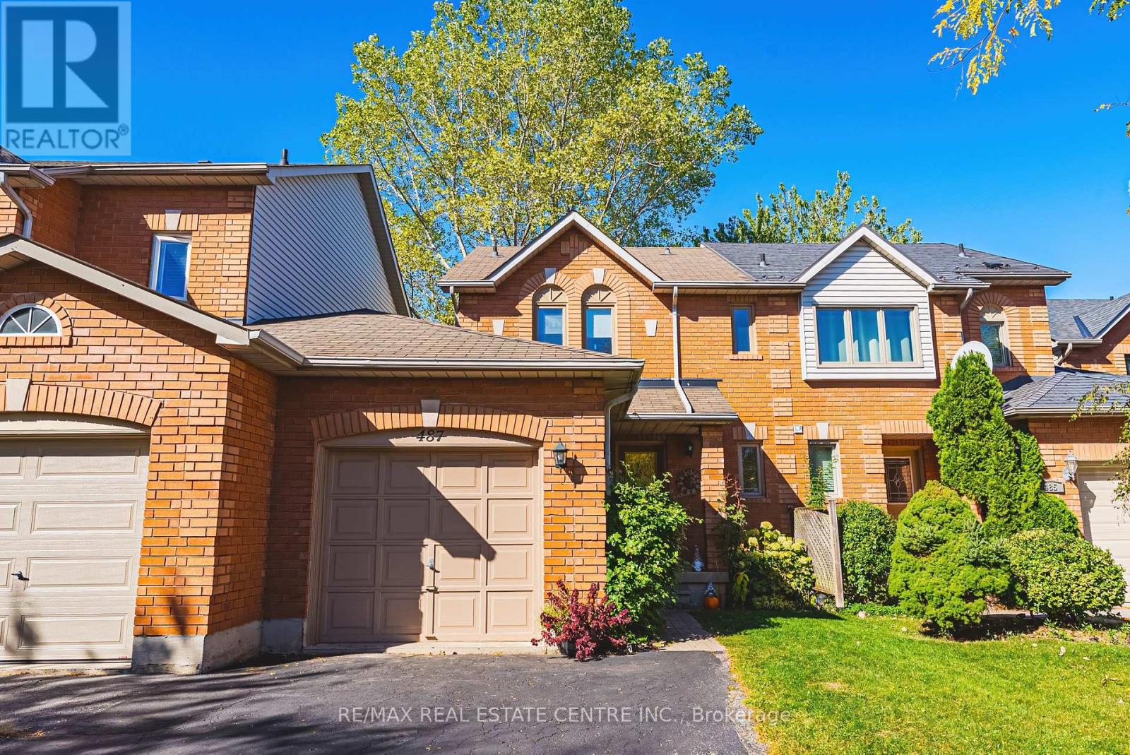 487 Taylor Cres, Burlington, ON L7L 6G2