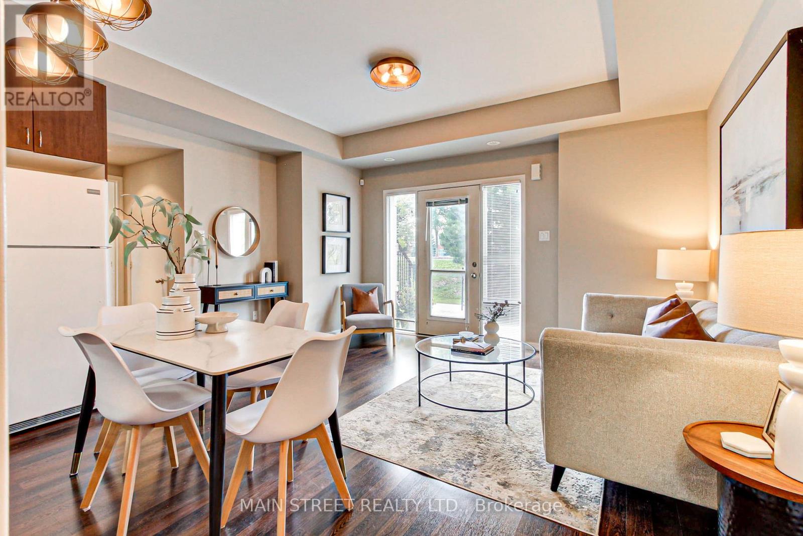 15949 Bayview Ave, Aurora, ON L4G 0S3