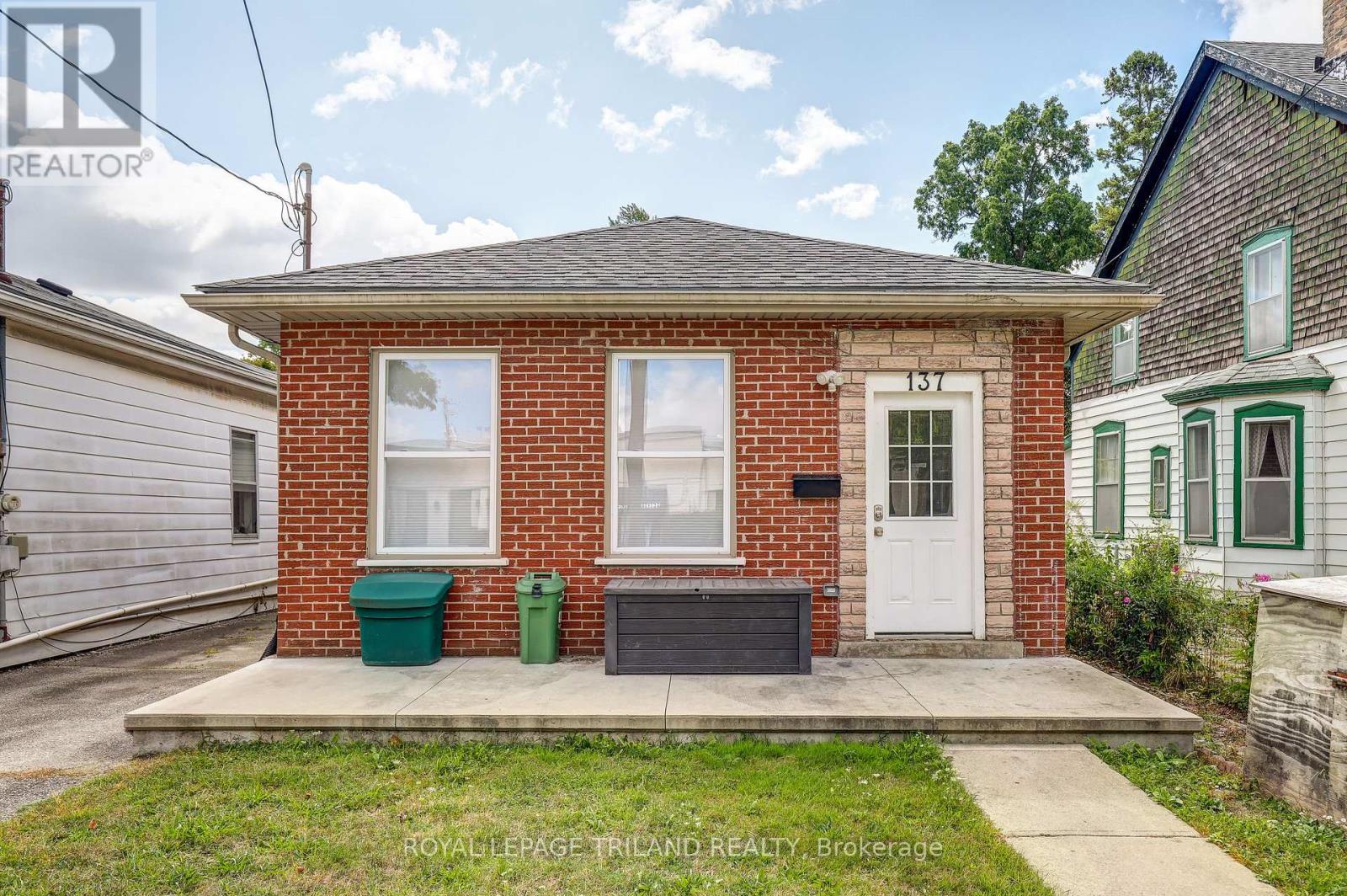 137 Ann St, London, ON N6A 1R2
