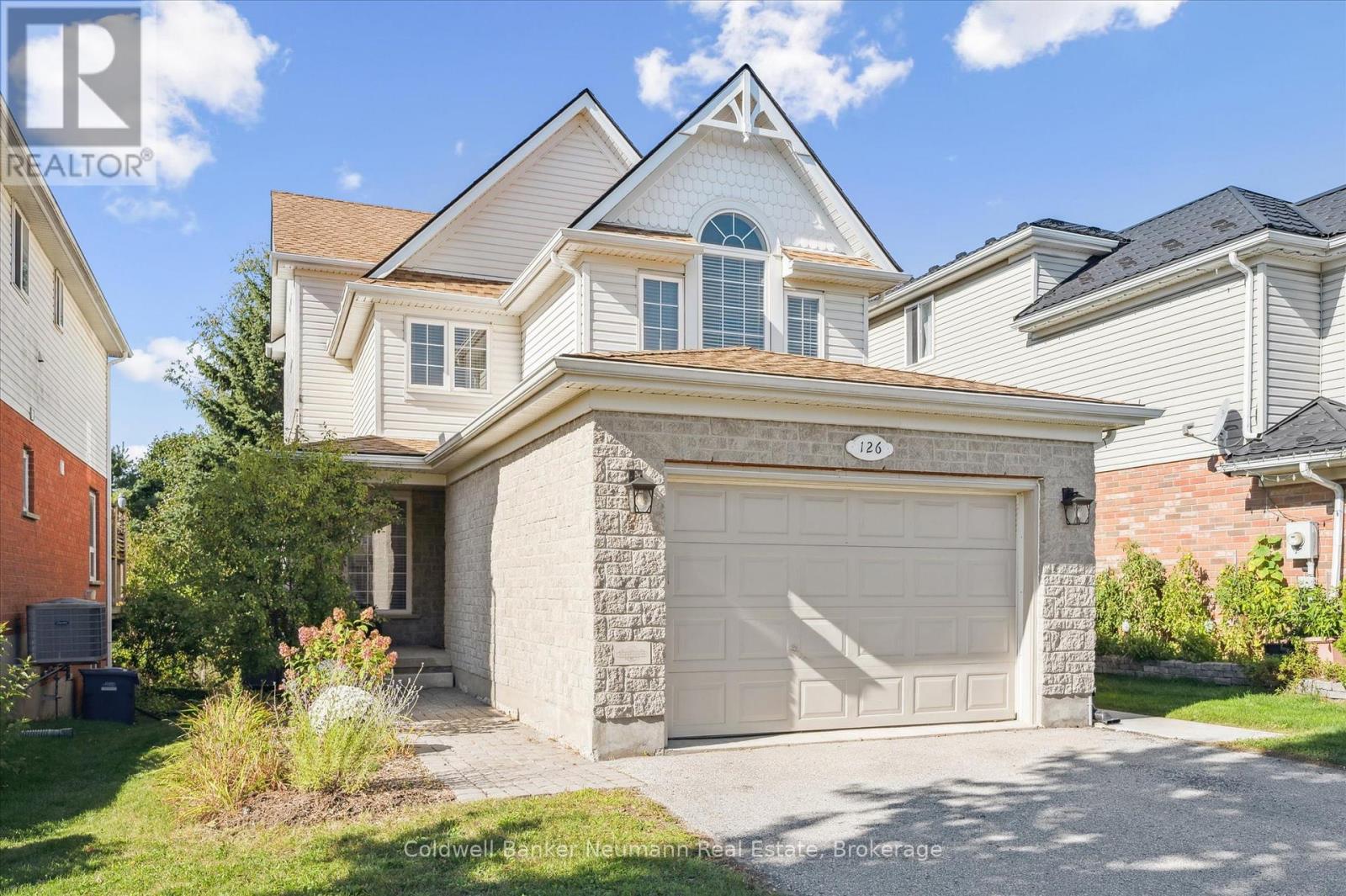 126 Farley Dr, Guelph, ON N1L 1M3