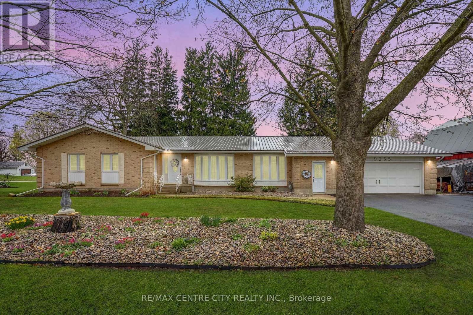 9255 West St, Bayham, ON N0J 1Y0