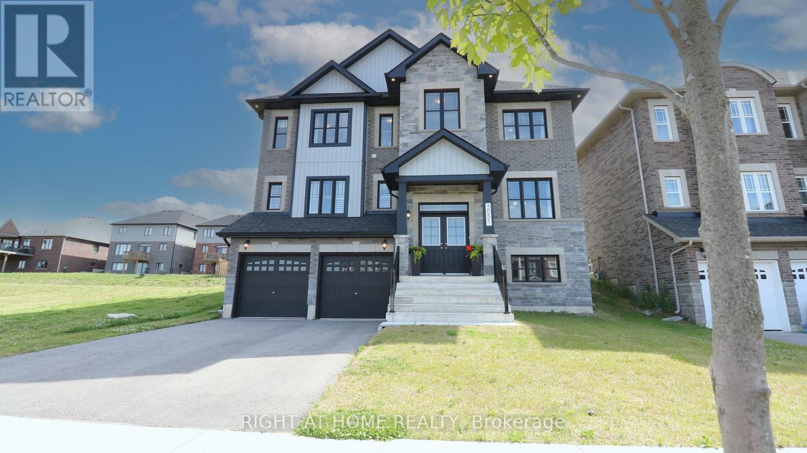 3051 Sierra Dr, Orillia, ON L3V 8M8