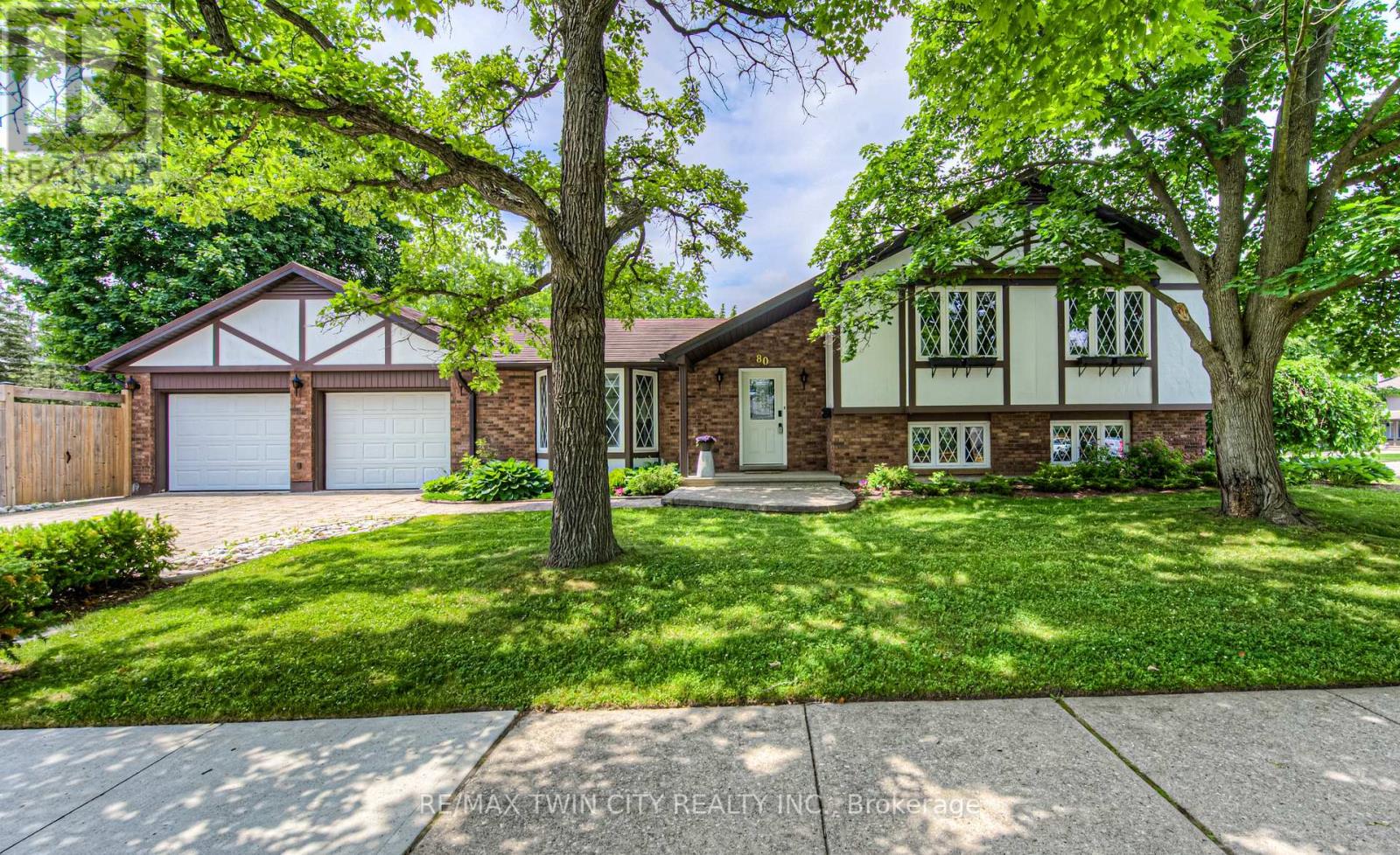 80 Morrison Rd, Kitchener, ON N2A 2W7