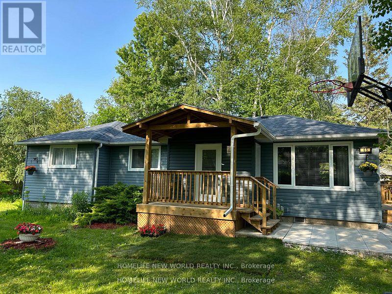 65 Edith St, Georgina, ON L0E 1L0