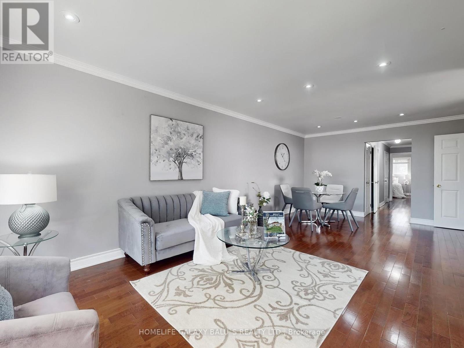 76 Lowry Sq, Toronto, ON M1B 1N6
