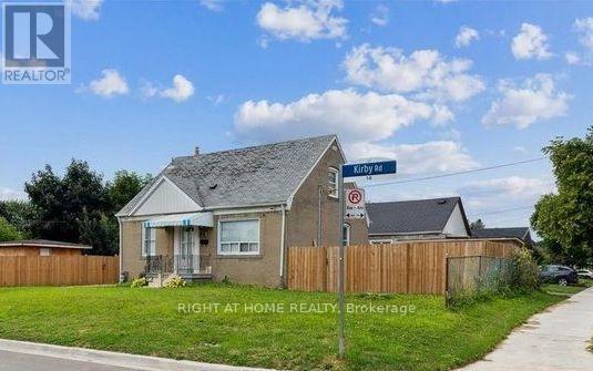 14 Kirby Rd, Toronto Downsview-roding-cfb, ON M3L 1B6