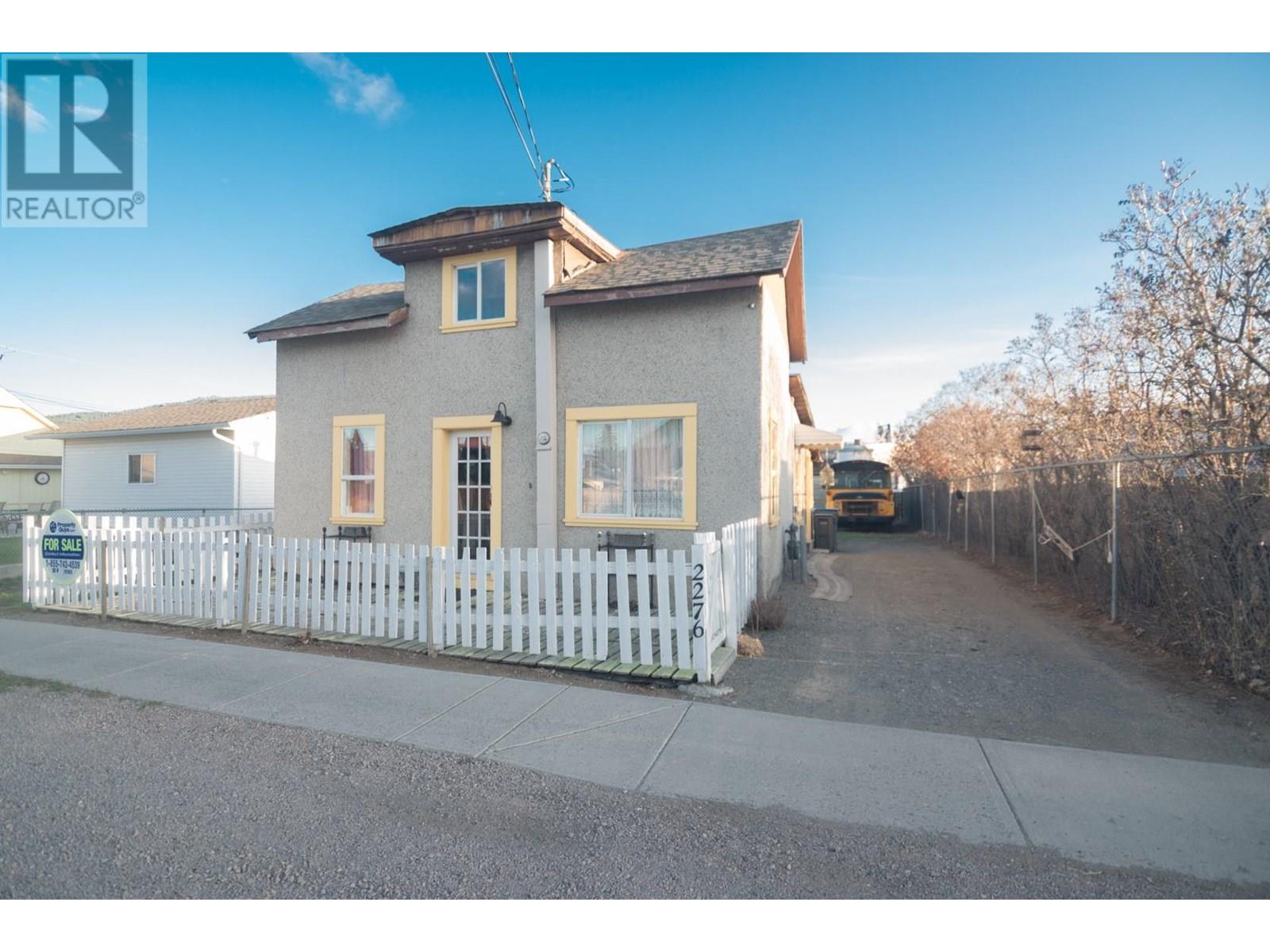 2276 Coldwater Ave, Merritt, BC V1K 1R6