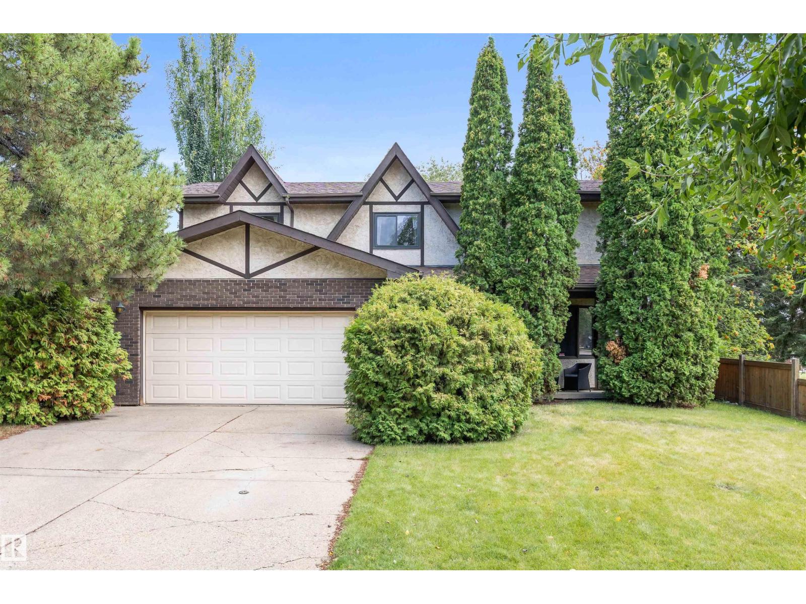 81 Langholm Dr, St. Albert, AB T8N 4N6
