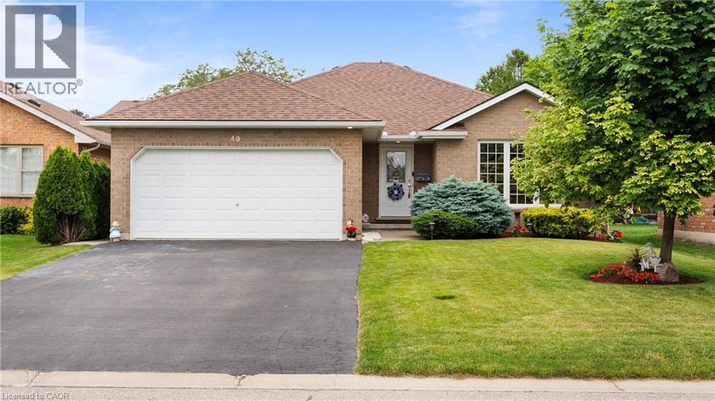 49 Mann Ave, Simcoe, ON N3Y 5J2