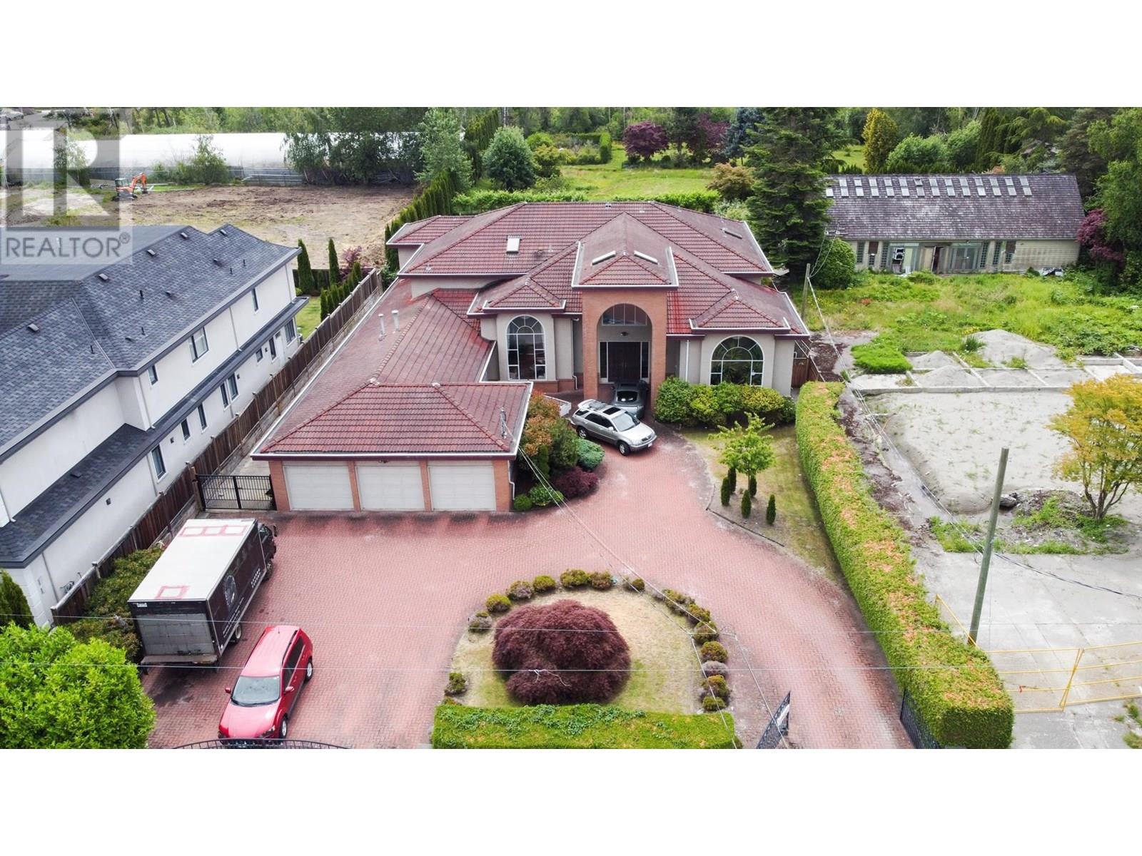 11660 Blundell Rd, Richmond, BC V6Y 1L3