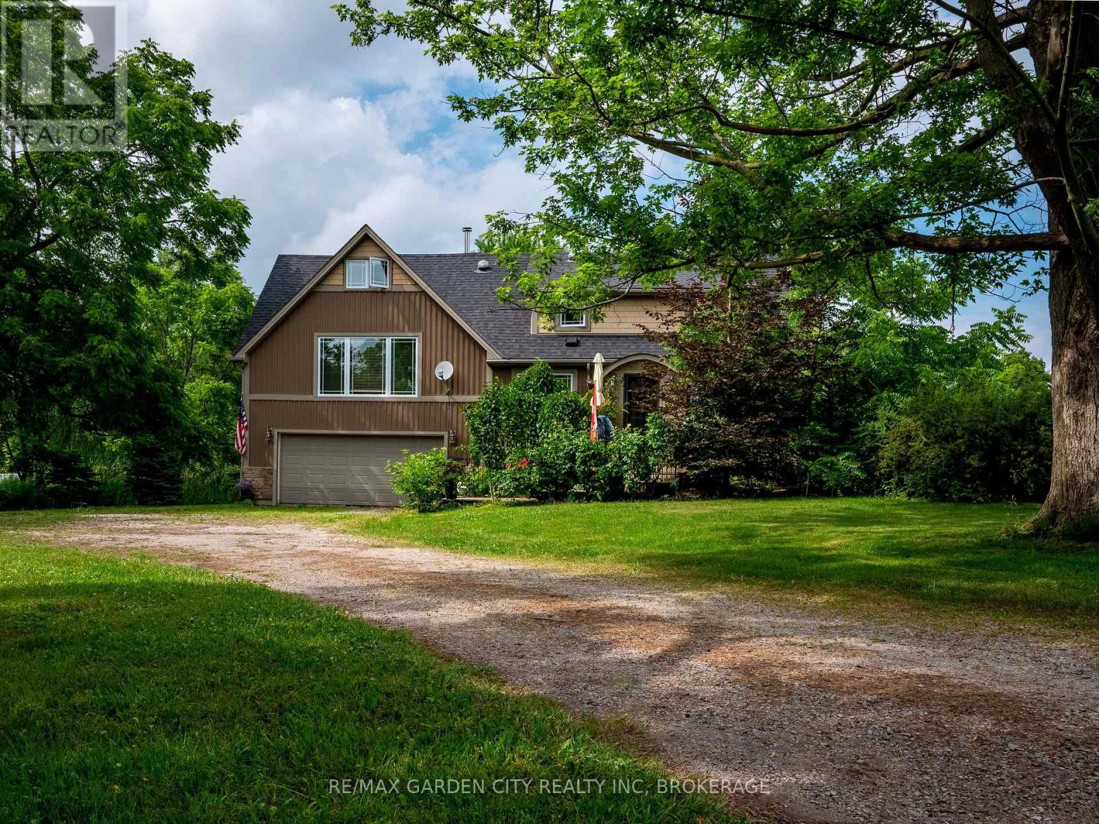 1571 Pelham Rd, St. Catharines, ON L2R 6P7