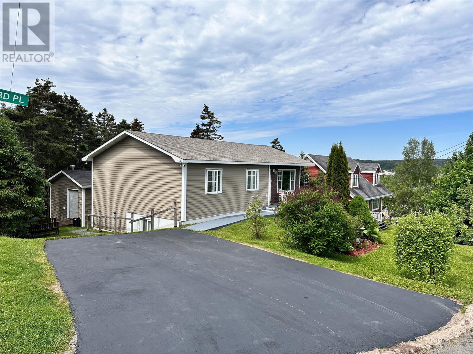 15 Dunford Pl, Marystown, NL A0E 2M0