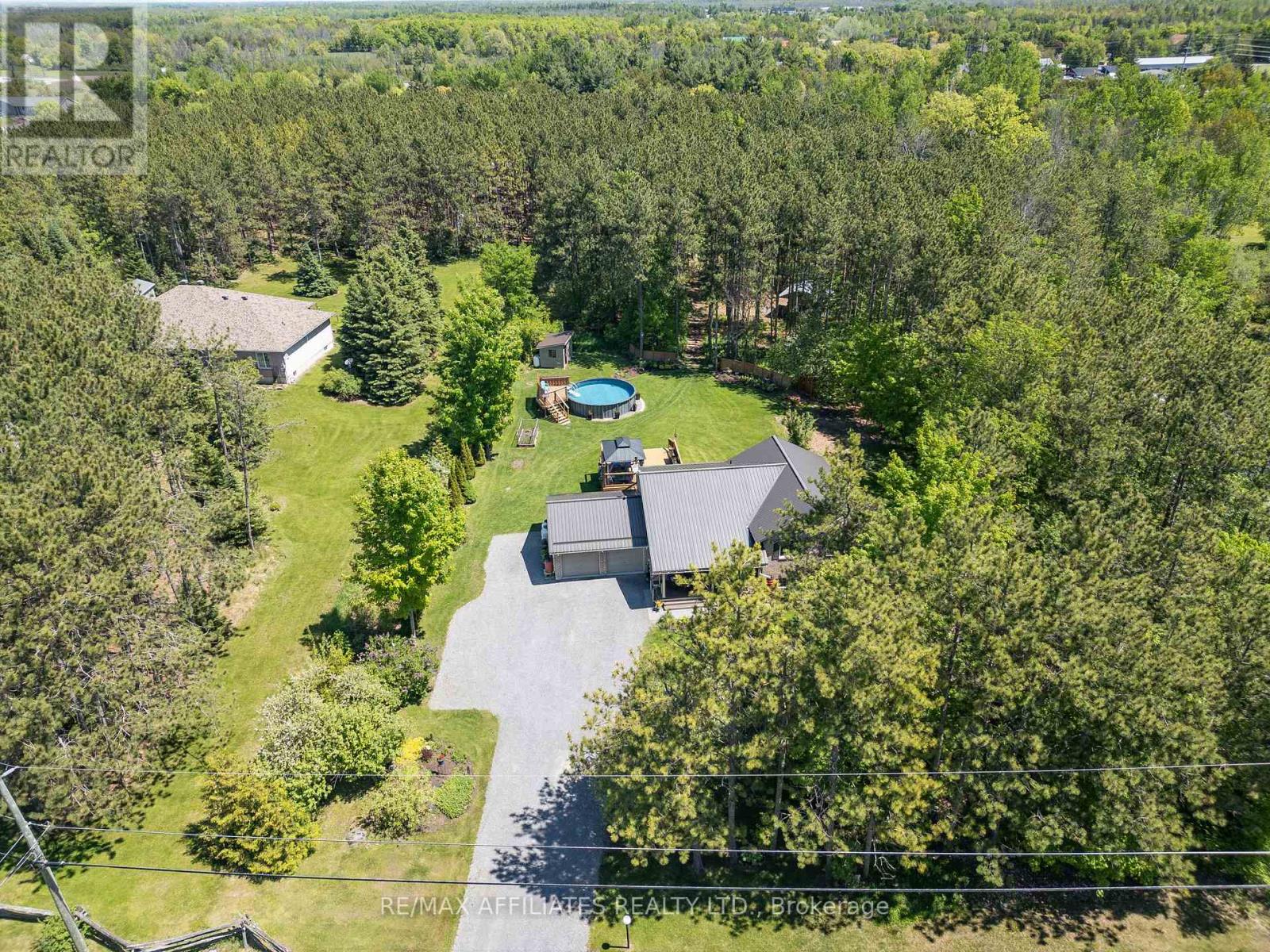 141 Pine Ridge Dr, Beckwith, ON K7C 3P2