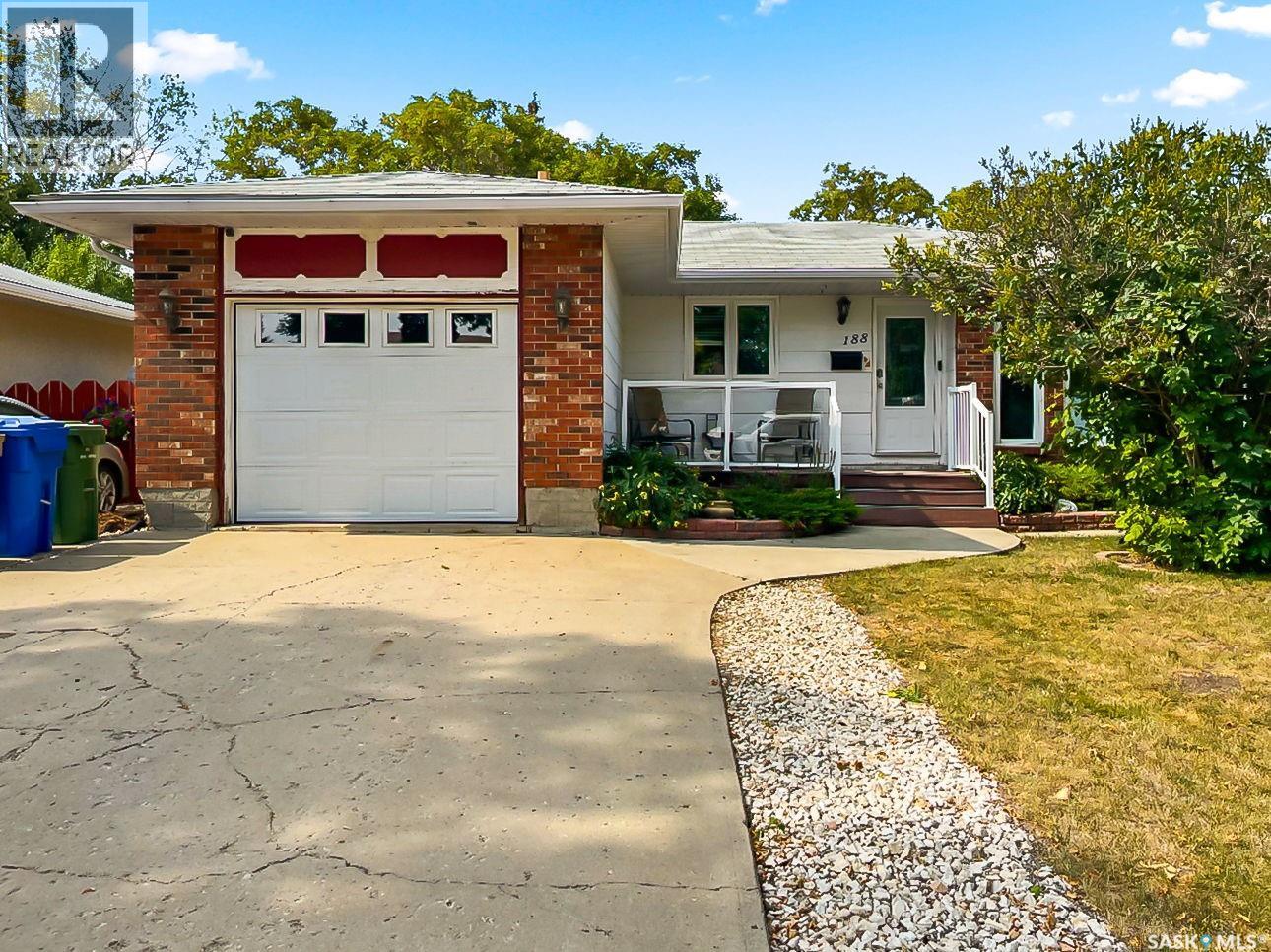 188 Catherwood Cres, Regina, SK S4R 7K5