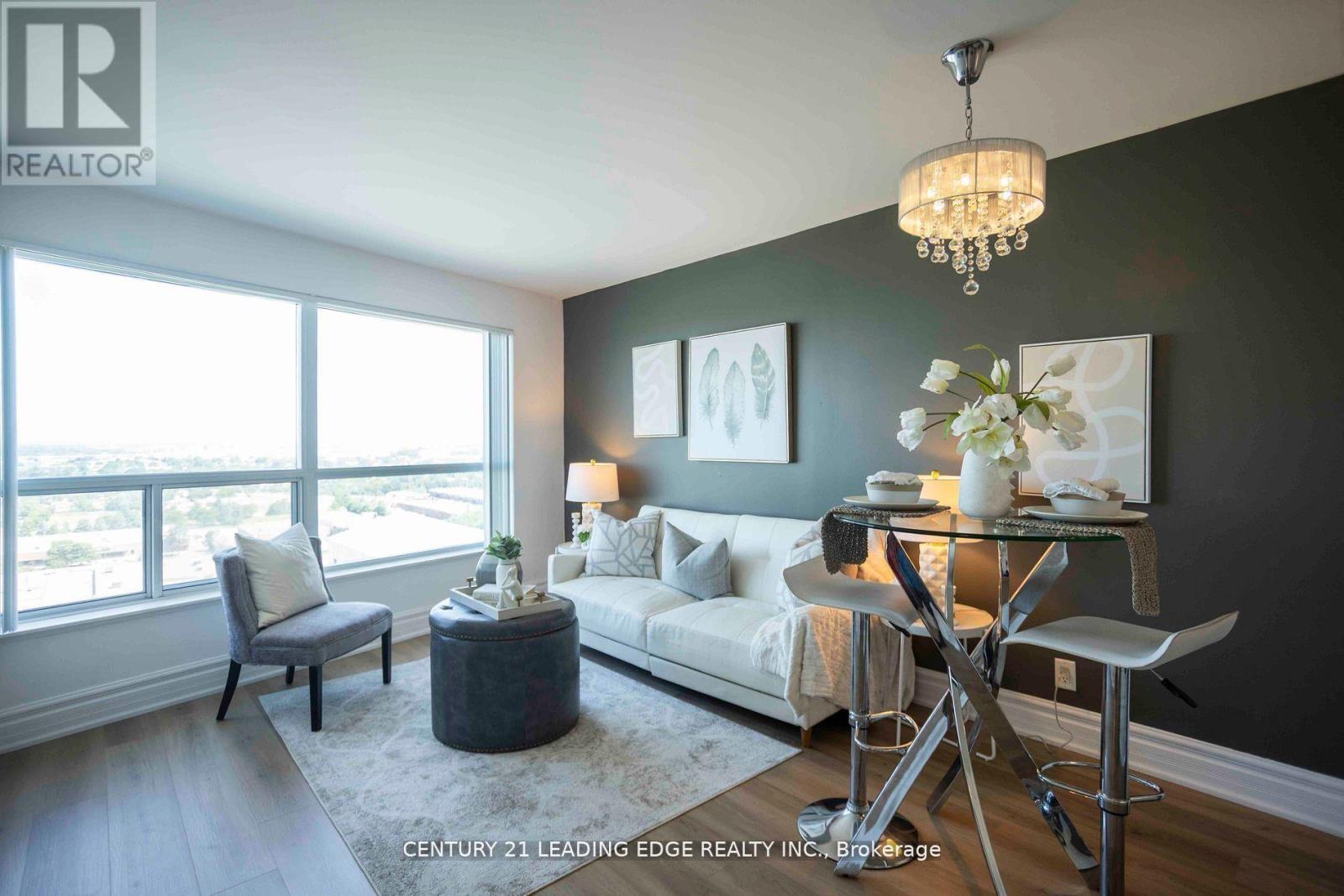 2112 38 Lee Centre Dr, Toronto Woburn, ON M1H 3J7