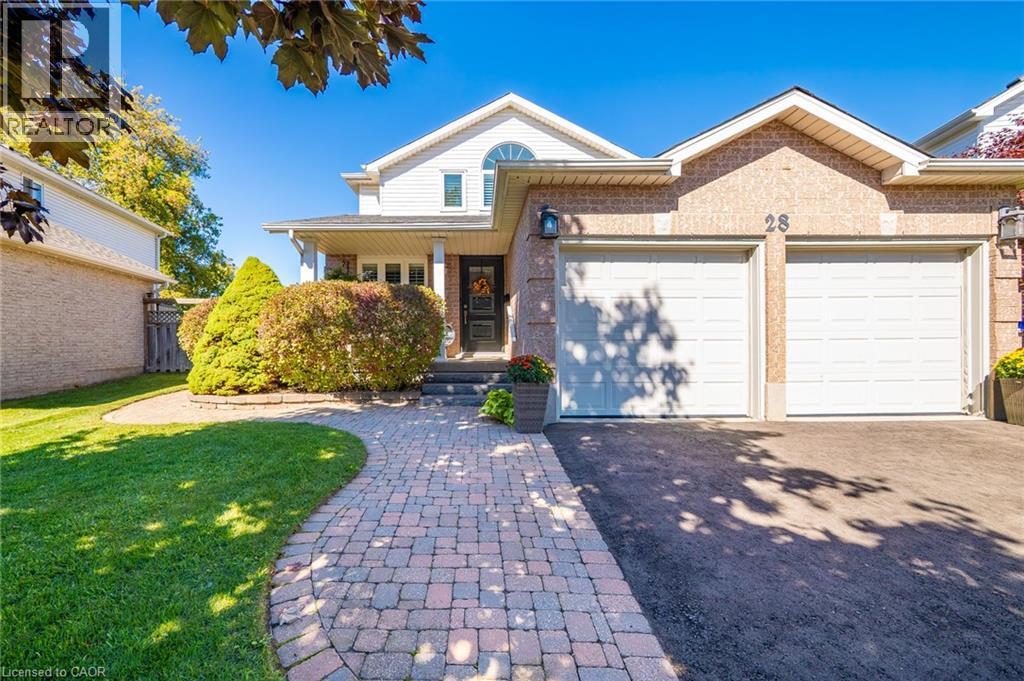 28 Endeavour Dr, Cambridge, ON N3C 4C4
