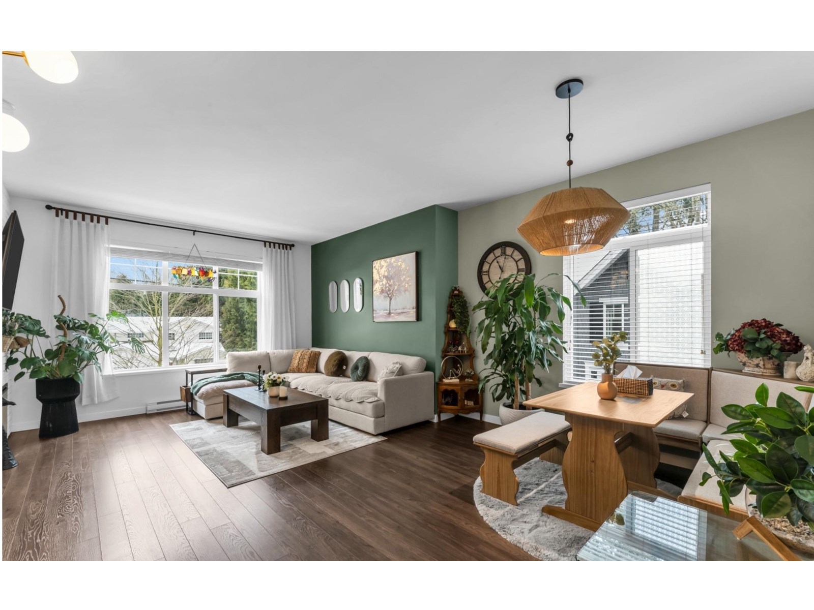 16357 15 Avenue Unit 1, Surrey, BC V4A 0C2