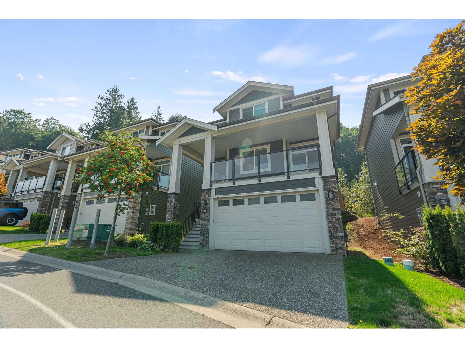 50634 Ledgestone Placeeastern Hillsides Unit 18, Chilliwack, BC V2P 0E7