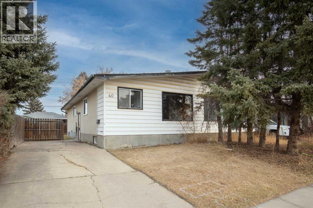 40 Wells St, Red Deer, AB T4N 5Y3