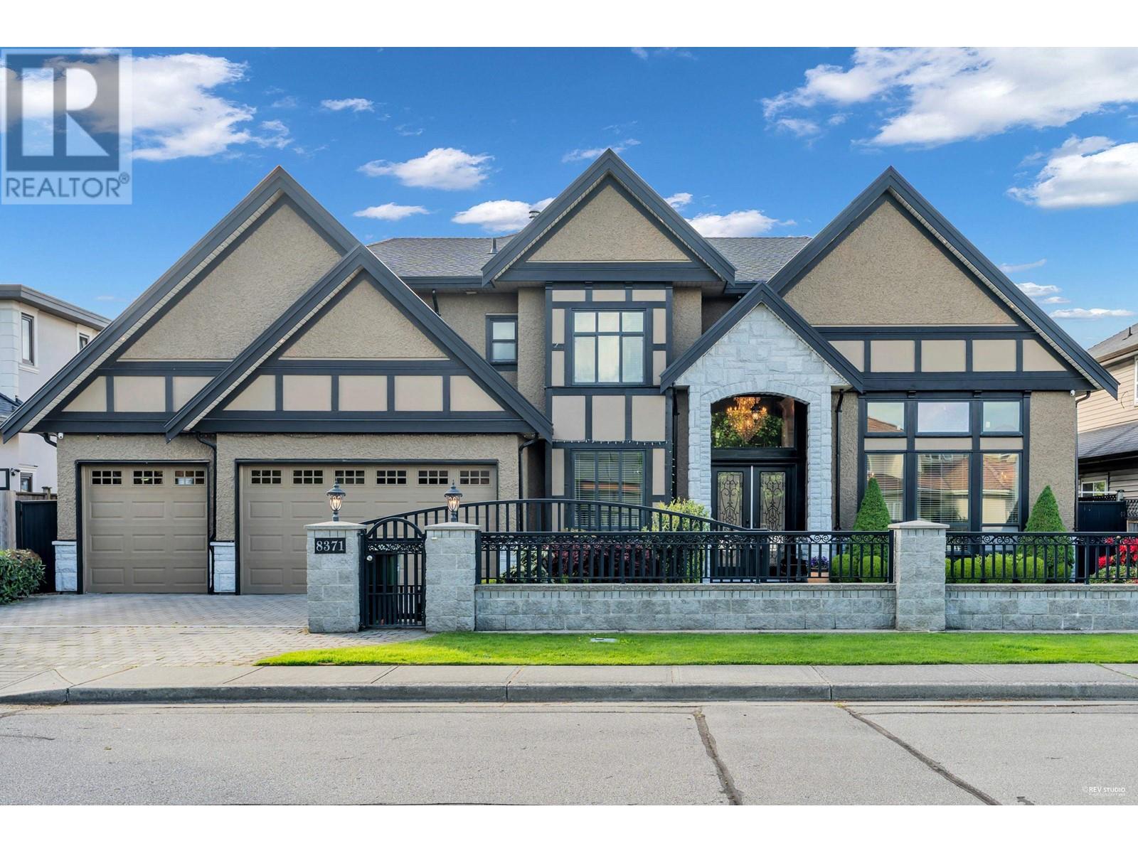8371 Fairhurst Rd, Richmond, BC V7C 1Y7