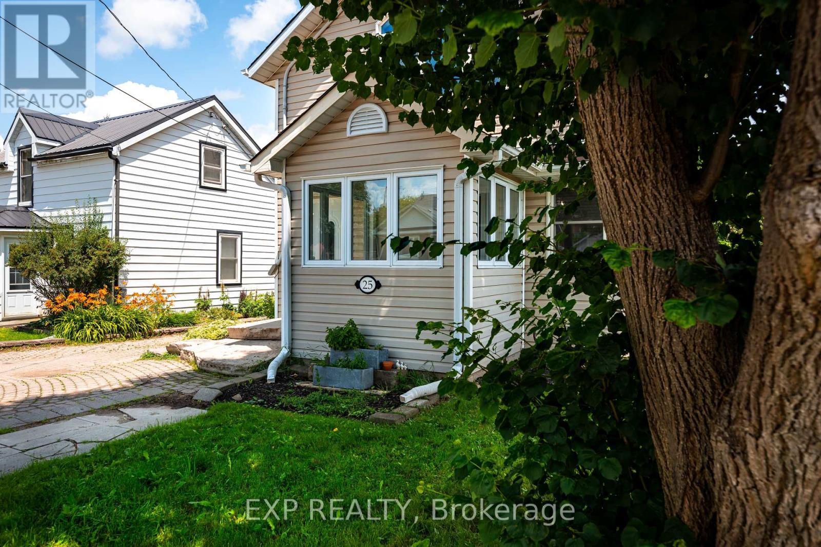 25 King St, East Luther Grand Valley Grand Valley, ON L0N 1G0