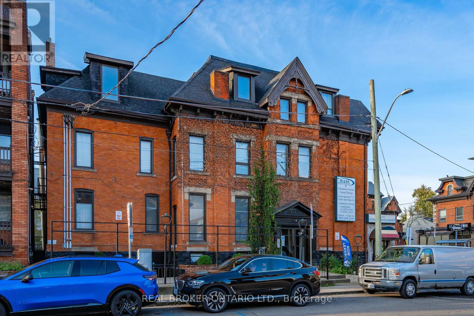 14 Forest Avenue St S, Hamilton, ON L8N 1W8