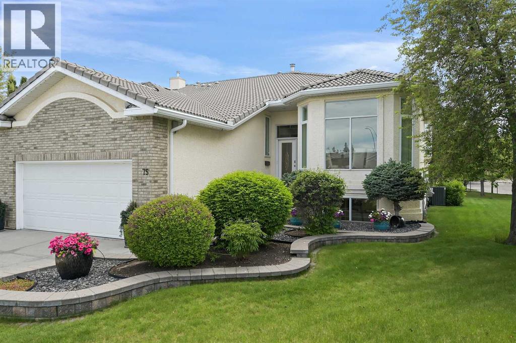 75 Hamptons Bay NW, Calgary, AB T3A 3R6