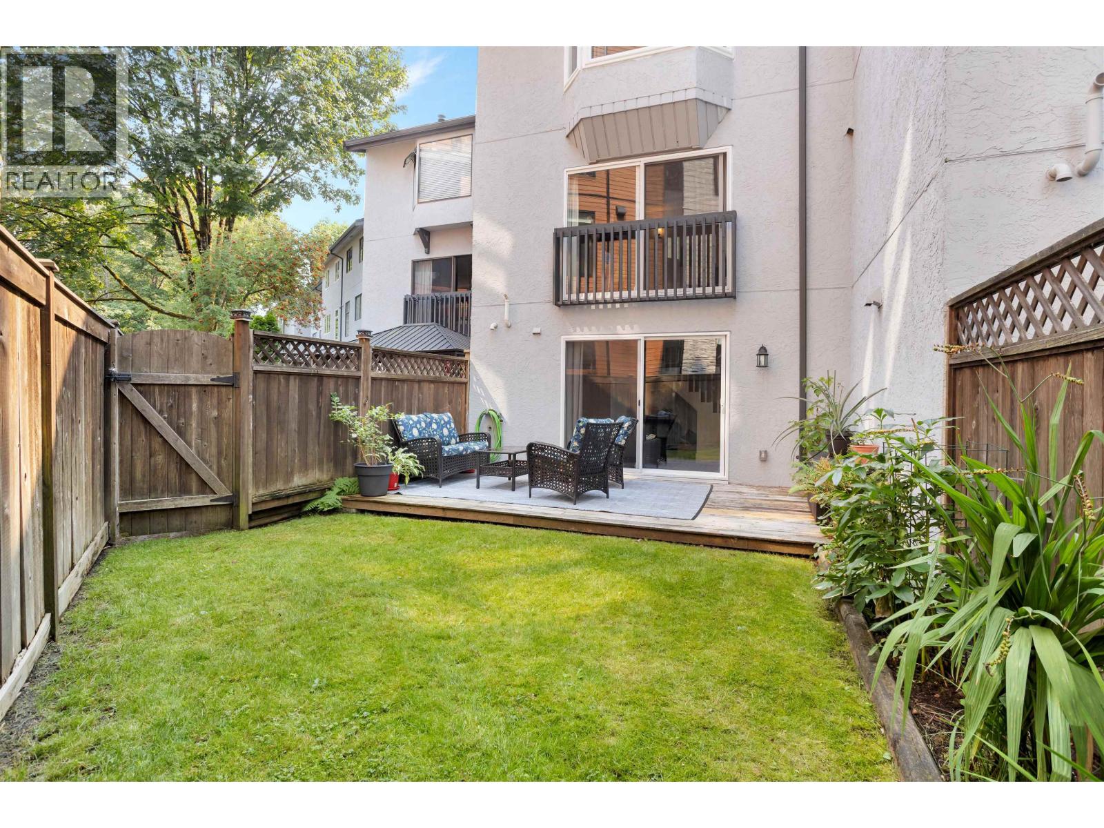 160 James Rd, Port Moody, BC V3H 2S4