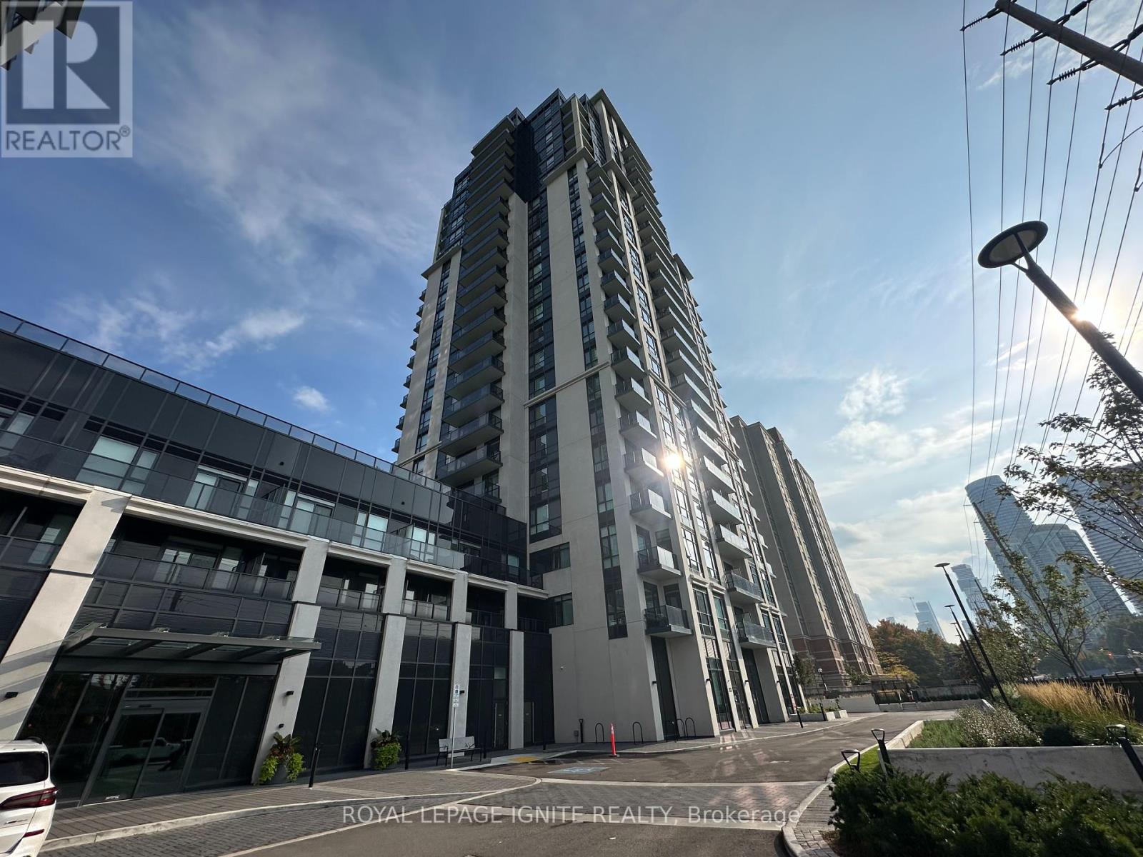 1903 202 Burnhamthorpe Rd E, Mississauga City Centre, ON L5A 0B2