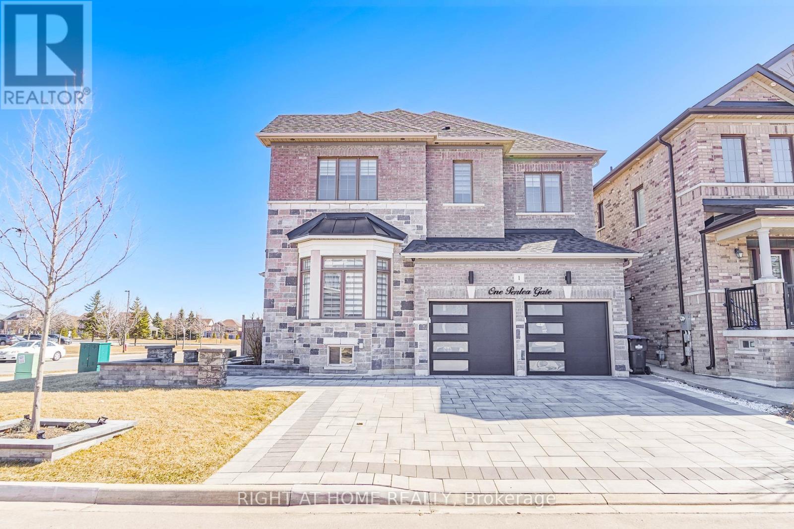 1 Penlea Gate, Brampton, ON L6P 4M7