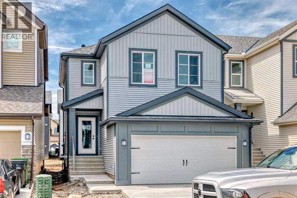 33 Bartlett Way, Calgary, AB T3S 0P3