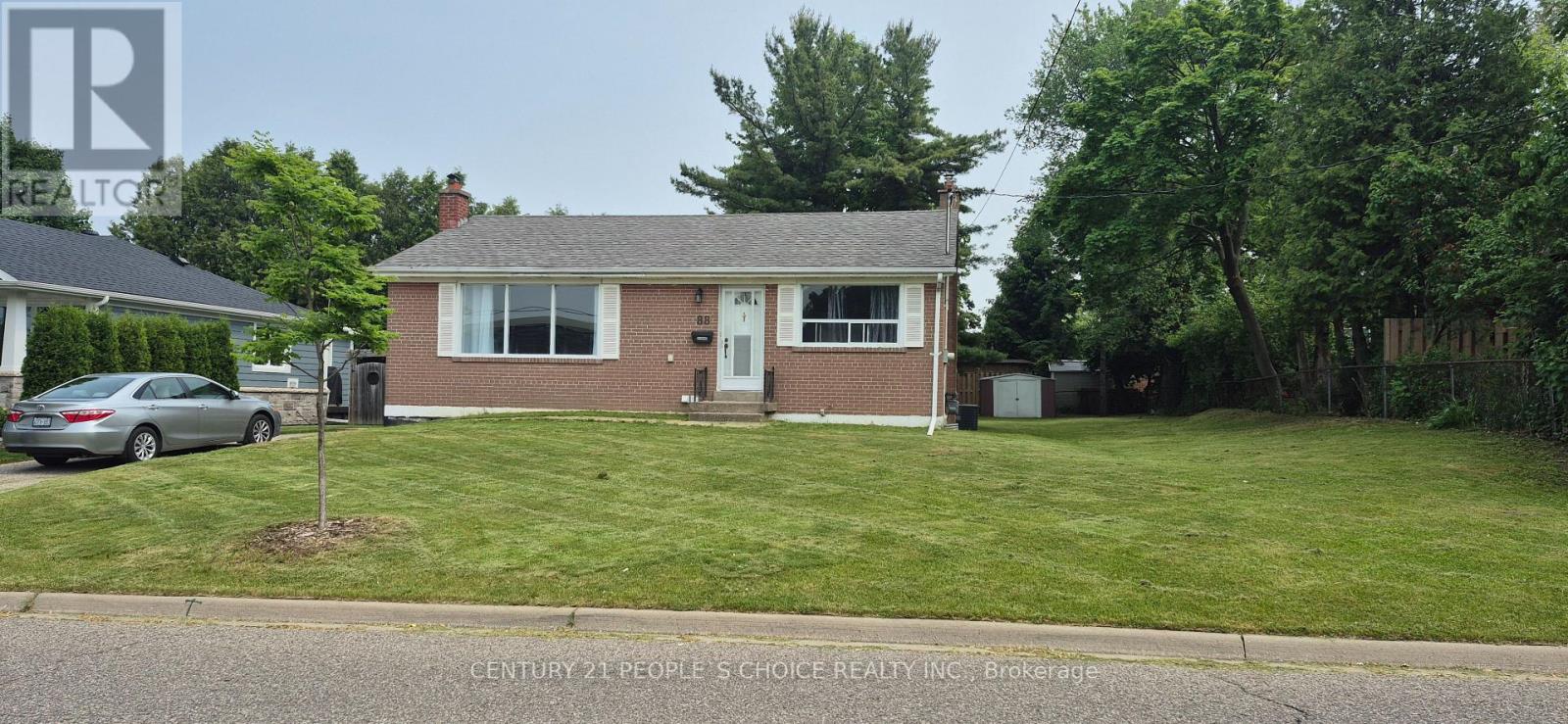 88 Vista Blvd, Mississauga, ON L5M 1V7